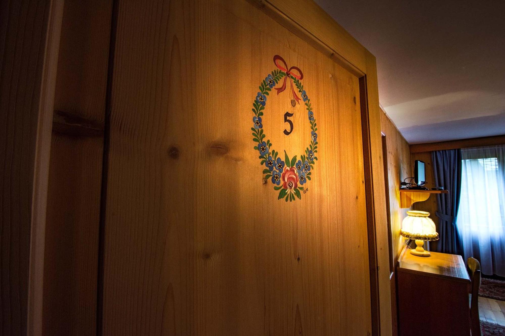 Hotel Gran Baita Gressoney-Saint-Jean Phòng bức ảnh