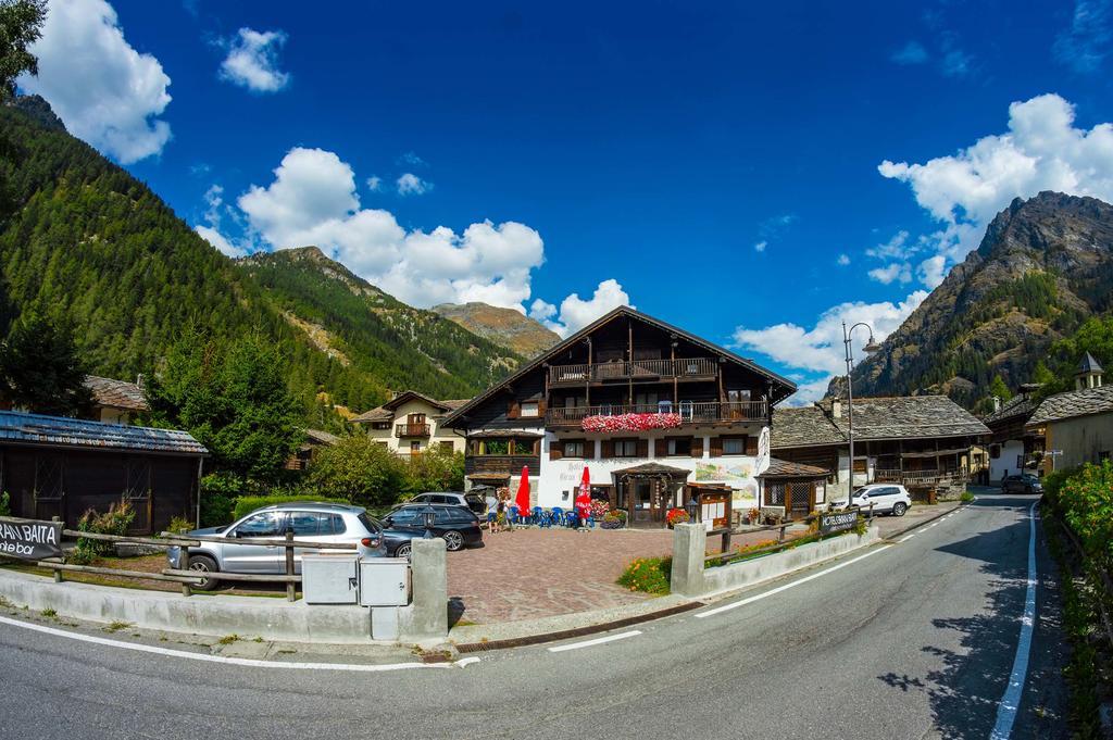 Hotel Gran Baita Gressoney-Saint-Jean Ngoại thất bức ảnh
